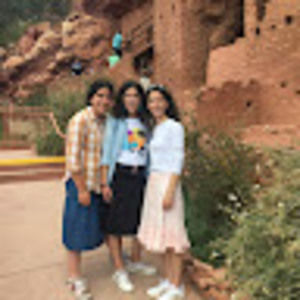 Meet your Posher, Tzivya